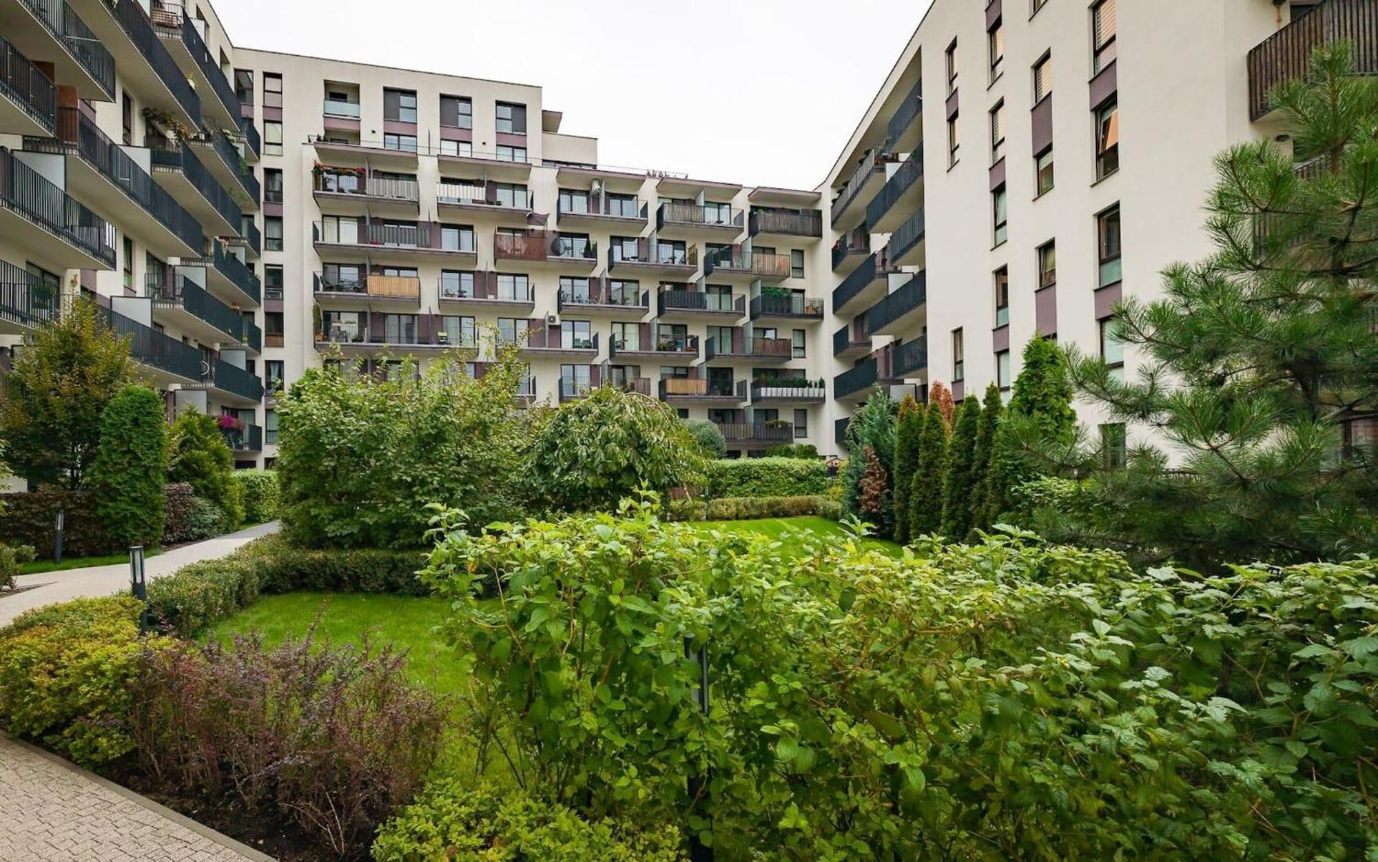 Burakowska 16 - Modern Apartment With Balcony Noclegi Renters Варшава Экстерьер фото